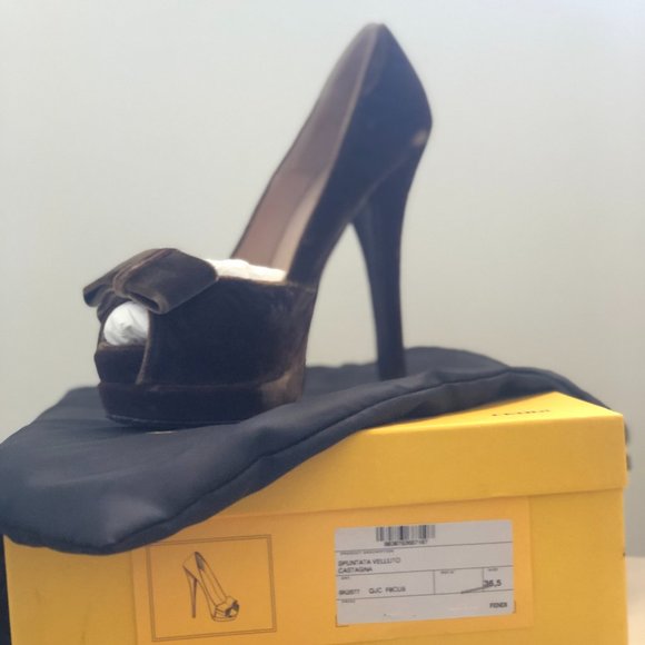 Fendi heels - Picture 2 of 4